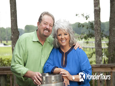 Paula Deen Tour: Trolley Ride and VIP Dinner at Lady & Sons