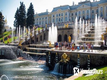 Peterhof Tour with Return by Hydrofoil from St. Petersburg