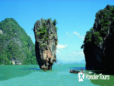 Phang Nga Bay Island Full-Day Sightseeing Tour including Lunch from Phuket