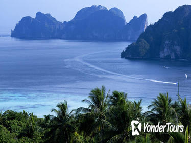 Phi Phi Island Full-Day Tour by Speedboat including Lunch from Phuket