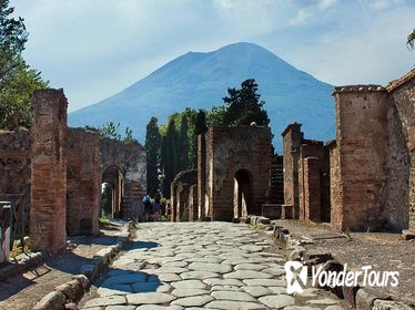 Pompeii and Vesuvius boat tour from Positano