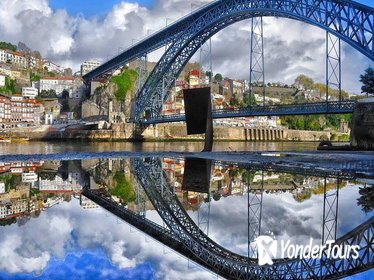 Porto Full-Day Small Group Tour Including River Cruise and Wine Tasting