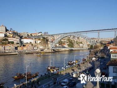 Porto Small Group Tour Including Wine Cellars and Wine Tasting