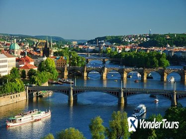 Prague Full-Day-Trip from Vienna with Accommodation Pick-Up