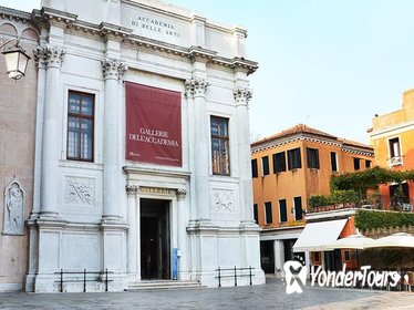 Private 2 Hour Walking Tour of Accademia Gallery in Venice with private guide