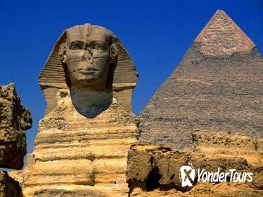 Private 2-Day Transit to Cairo for a Tour of the Pyramids, Sphinx and Egyptian Museum
