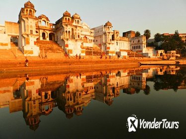 Private 4 Hrs Walking Tour In Pushkar Including Spiritual walk & Market Visits