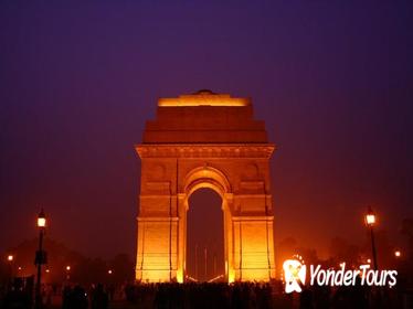 Private 5-Day Train Tour to Agra and Jaipur from New Delhi Including Udaipur Private 5-Day Train Tour to Agra and Jaipur from New Delhi Including Udaipur