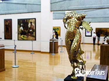 Private Beijing Art Tour including Red Gate Gallery, 798 Art Zone and Guanfu Museum