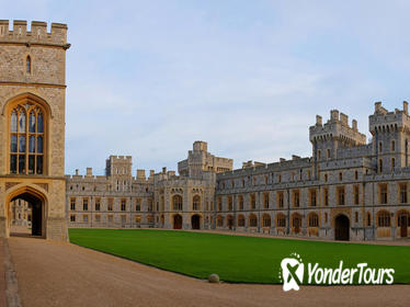 Private Chauffeured Range Rover to Windsor Castle from London