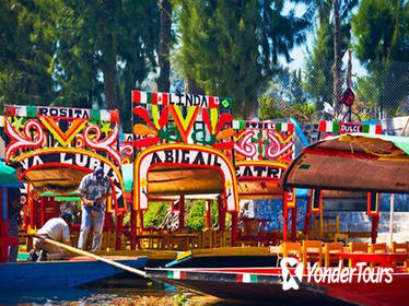 Private Combo Tour: Xochimilco, Coyoacán and Frida Kahlo Museum Private Combo Tour: Xochimilco, Coyoacán and Frida Kahlo Museum
