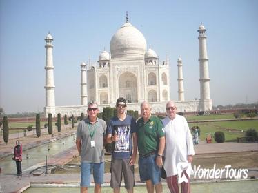 PRIVATE DAY TOUR TO AGRA FORT AND TAJMAHAL FROM JAIPUR BY CAR