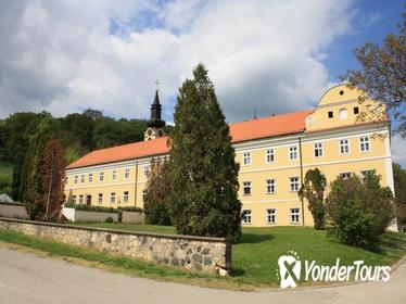Private Day Tour: Fruska Gora Monasteries and Sremski Karlovci