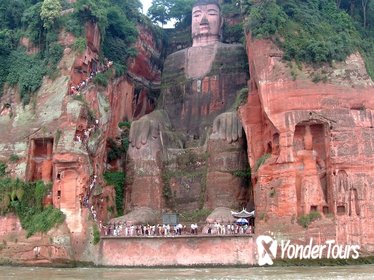 Private Day Tour: Leshan Buddha of Chengdu