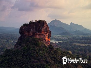 Private Day Tour: Sigiriya Rock, Village Tour and Bird Watching from Kandy