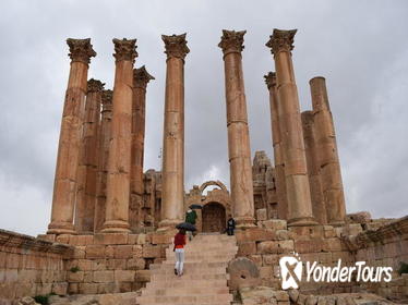 Private Day Trip to Jerash, Umm Qais and Ajloun Castle from Amman