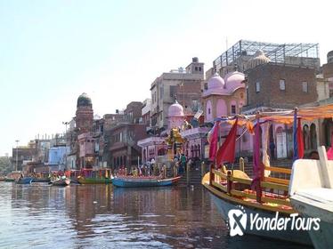 Private Day Trip to Mathura and Vrindavan from Delhi