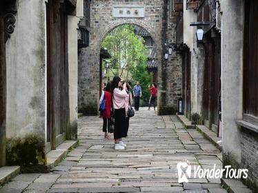 Private Day Trip to Wuzhen Water Town from Shanghai with Lunch and Boat Ride