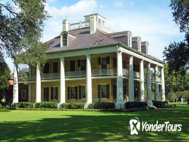 Private Destrehan and Houmas House Plantation Tour from New Orleans