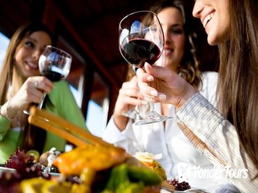 Private Full-Day Barossa Valley Wine Tasting and Gourmet Lunch from Adelaide Private Full-Day Barossa Valley Wine Tasting and Gourmet Lunch from Adelaide