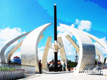 Private Full-Day Tour of Chennai With Marina Beach Private Full-Day Tour of Chennai With Marina Beach