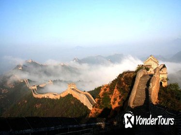 Private Great Wall Hiking Tour from Simatai West to Jinshanling
