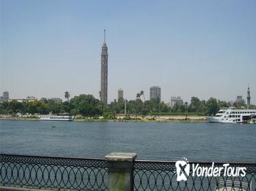 Private Guided 8 Hour Tour to Giza Pyramids Cairo Tower and Egyptian Museum
