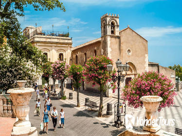 Private Guided Tour to Sicilian Resorts with Optional Food and Wine Tasting