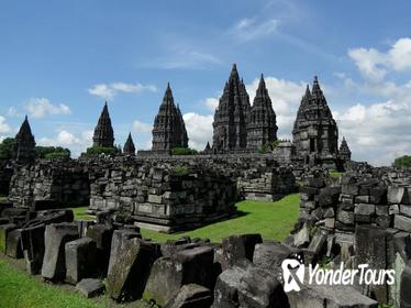 Private Half-Day Prambanan Tour by Bike