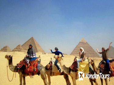 Private Half-Day Trip to Giza Pyramids with Camel-Riding