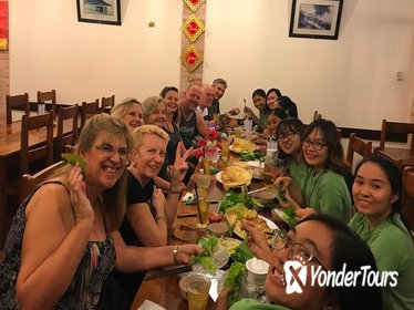 Private Ho Chi Minh Sightseeing and Local Street Food Tour by Scooter