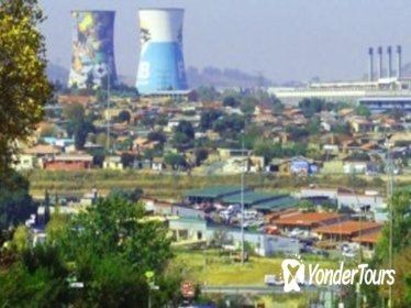 Private Johannesburg, Apartheid Museum and Soweto with Lion Park Tour