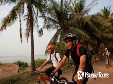 Private Koh Dach Bike Tour from Phnom Penh