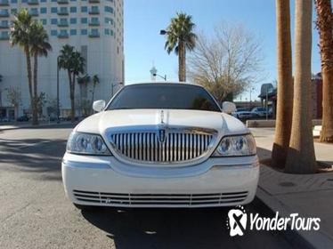 Private Las Vegas Airport to Hotel Luxury Limousine Transfer