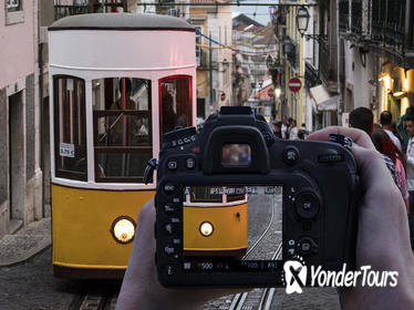 Private Lisbon Photography Walking Tour with a Professional Photographer
