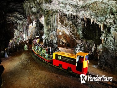 Private Ljubljana and Postojna Cave Full-day Tour from Zagreb