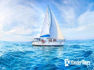 Private Luxury Sailing Cruise in Los Cabos with Lunch and Open Bar