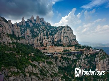 Private Montserrat Tour in Barcelona with Hotel Pick-up Private Montserrat Tour in Barcelona with Hotel Pick-up