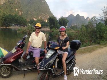 Private Motorcycle Sightseeing Tour of Yangshuo Countryside