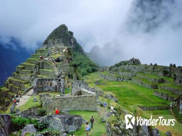 Private Overnight Tour: Inca Trail to Machu Picchu