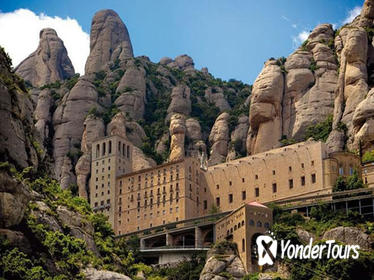 Private Round-Trip Transfer to Montserrat from Barcelona