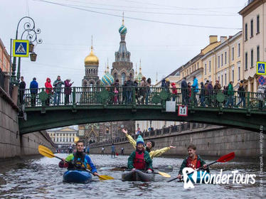 Private Saint-Petersburg Early Access Canoe Water Tour