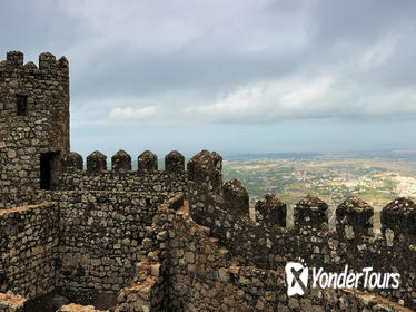 Private Sintra Tour from Lisbon with Wine Tasting and Moorish Castle