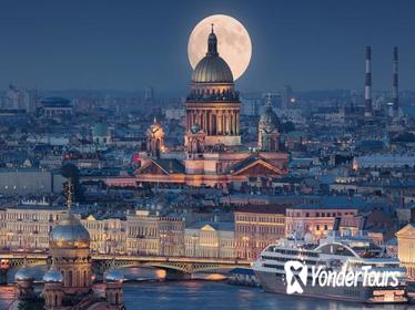 Private St. Petersburg Tour with Boat Ride