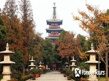 Private Suzhou Full-Day Tour: Lingering Garden, Hanshan, and Pingjiang