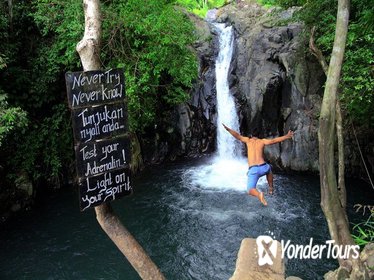 Private Tour to Sambangan & Aling-Aling Waterfalls