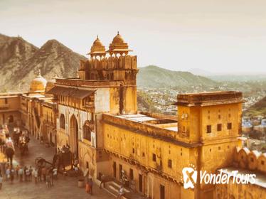 Private Tour: Amber Fort and Jal Mahal Including Jeep Ride