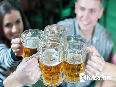Private Tour: Bavarian Beer and Food Evening in Munich