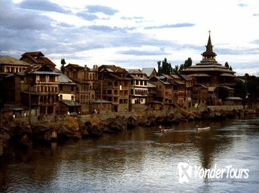 Private Tour: Full-Day Old Srinagar Walking Tour