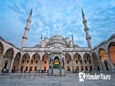 Private Tour: Istanbul in One Day Sightseeing Tour including Blue Mosque, Hagia Sophia and Topkapi Palace
